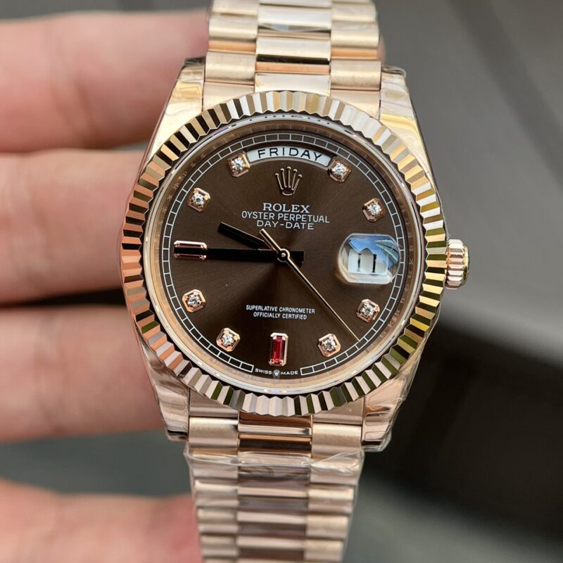 ĐỒNG HỒ ROLEX DAY-DATE RUBY ĐỎ REPLICA 11 MÁY THỤY SỸ 40MM