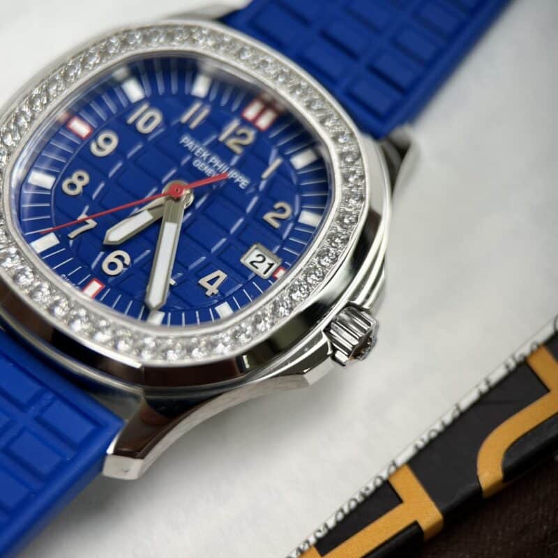 ĐỒNG HỒ NỮ PATEK PHILIPPE AQUANAUT 5067 MÀU XANH NAVY FAKE 1:1 THỤY SỸ