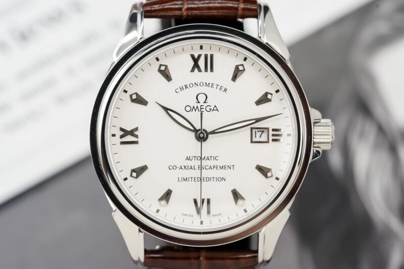 ĐỒNG HỒ OMEGA DE VILLE CO-AXIAL CHRONOMETER MÀU TRẮNG FAKE 1:1 MÁY NHẬT