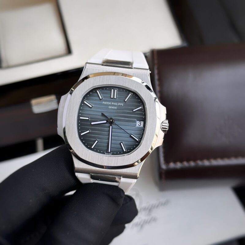 ĐỒNG HỒ PATEK PHILIPPE NAUTILUS 5711 DÂY CAO SU TRẮNG REP 1:1 3K FACTORY