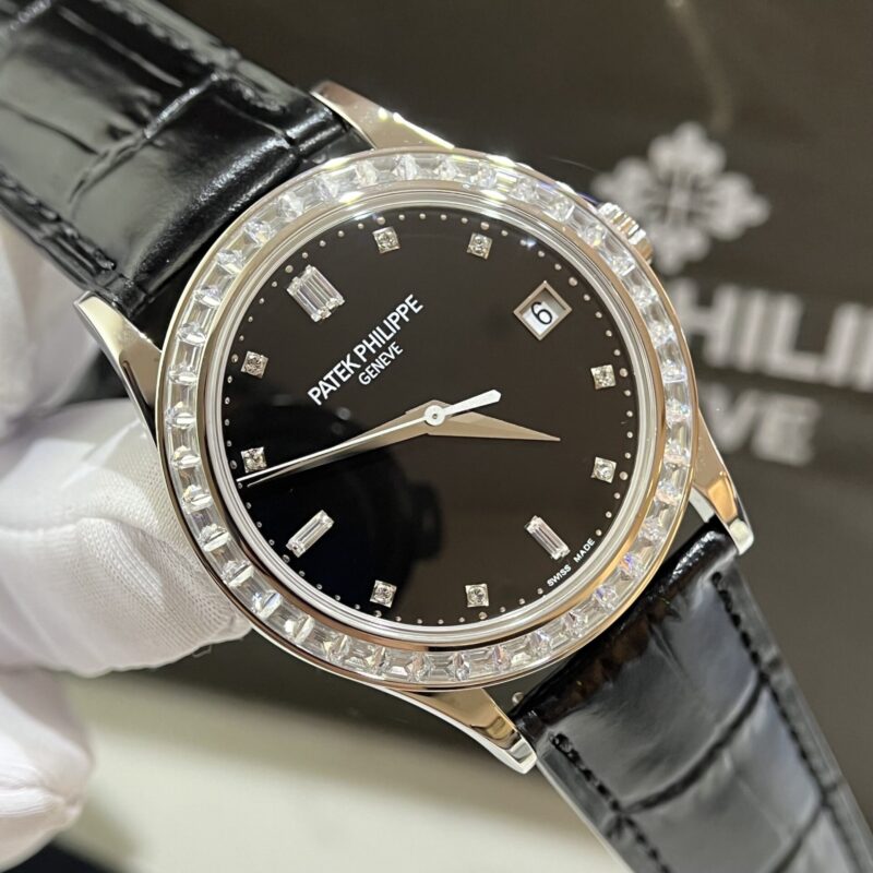 ĐỒNG HỒ PATEK PHILIPPE CALATRAVA 5297G NIỀNG ĐÁ BAGUETTE REP 1:1 ZF FACTORY