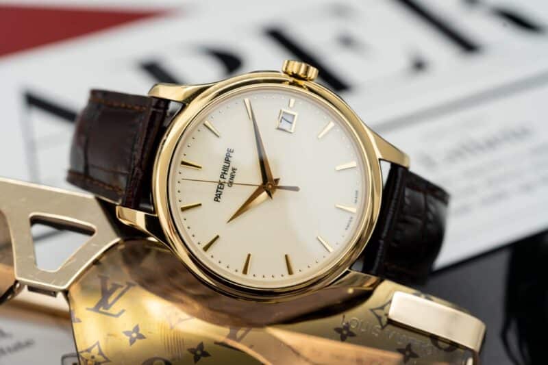 ĐỒNG HỒ PATEK PHILIPPE CALATRAVA 5227 VÀNG GOLD REP 1:1 ZF FACTORY