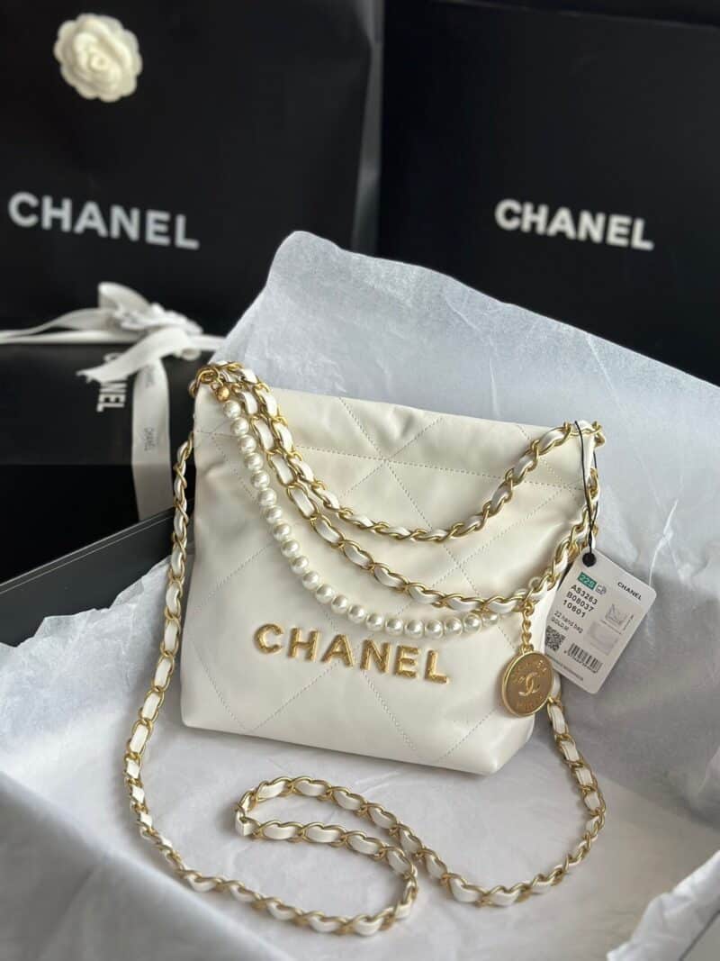 TÚI CHANEL 22 MINI SIZE HANDBAG DA TRẮNG SIÊU CẤP