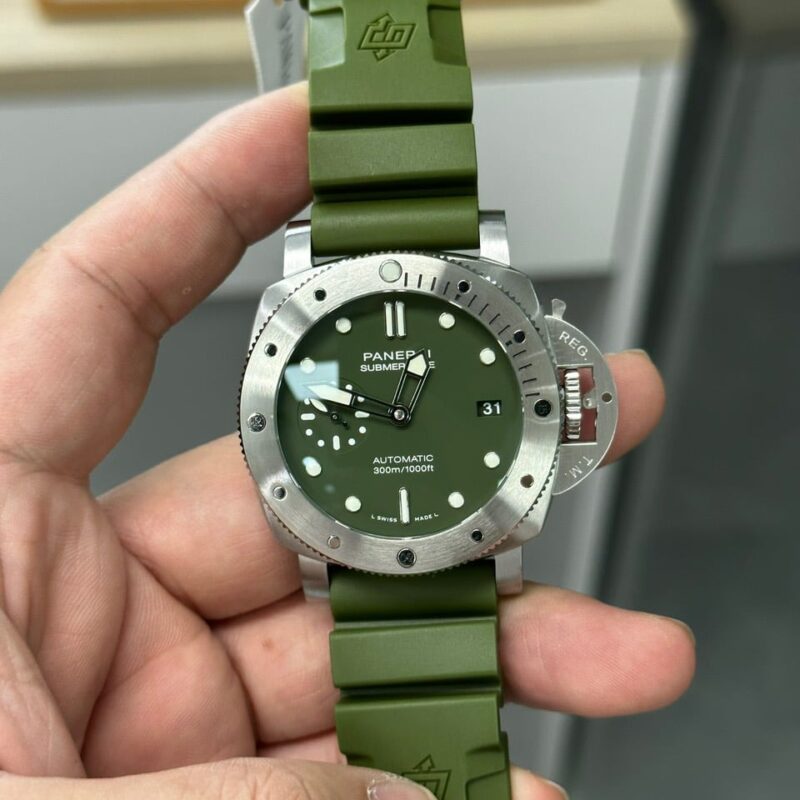 PANERAI LUMINOR SUMMERSIBLE PAM1050 GREEN DIAL BEST REPLICA 42MM