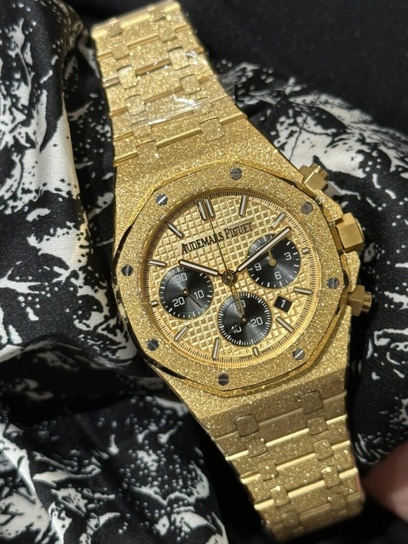 AUDEMARS PIGUET ROYAL OAK FROSTED YELLOW GOLD 26240BA REPLICA 41MM